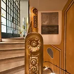 Ea Rokoko Hotel 4*