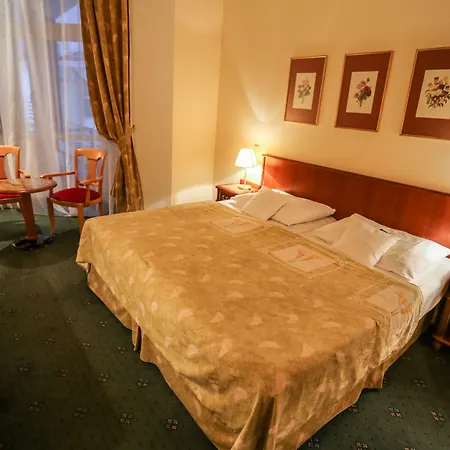 Hotel Ea Rokoko