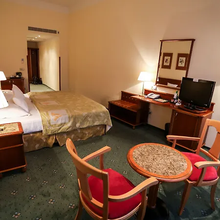 Ea Rokoko Hotel