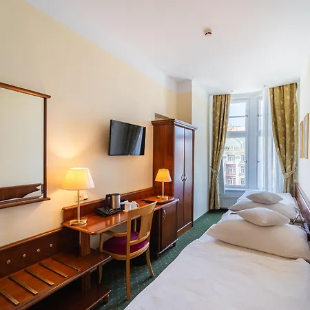 Ea Rokoko Otel 4*
