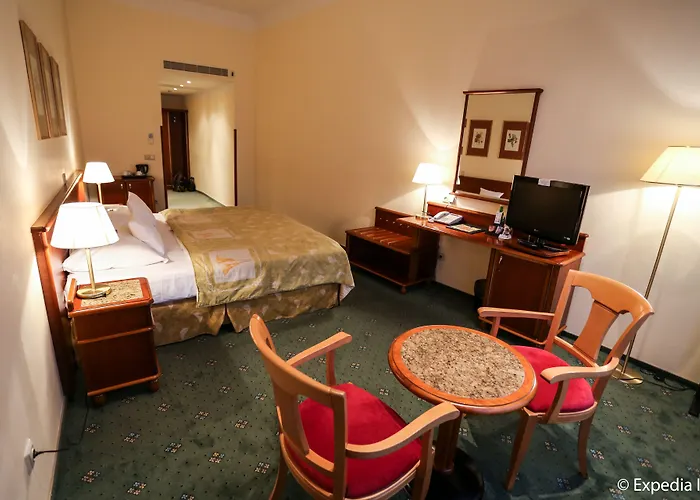 Ea Rokoko Hotel