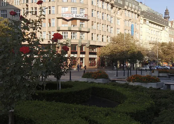 Ea Rokoko Hotel 4*